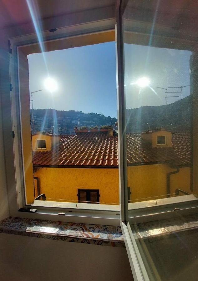Casa Valeria Lägenhet Porto Santo Stefano  Exteriör bild